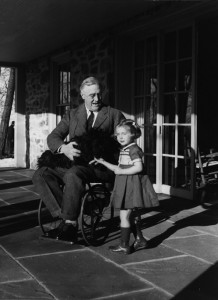 Roosevelt_in_a_wheelchair